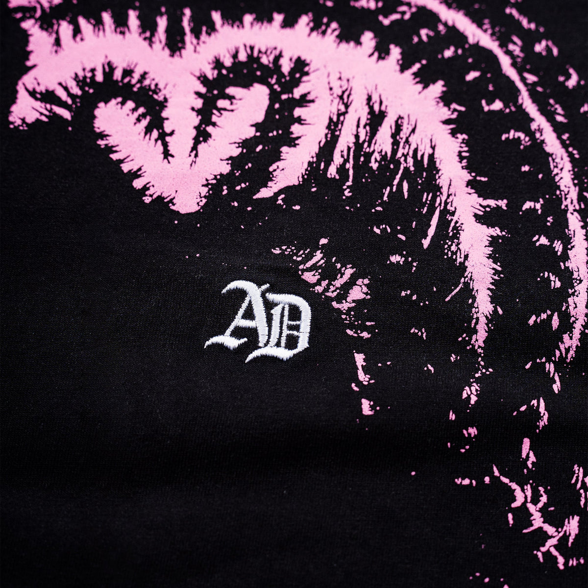 Alina Dalaslan "Dark Shadow" T-Shirt - OKTAGON Store
