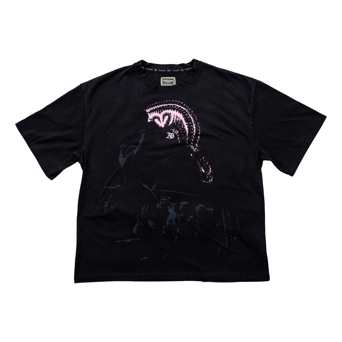 Alina Dalaslan "Dark Shadow" T-Shirt - OKTAGON Store