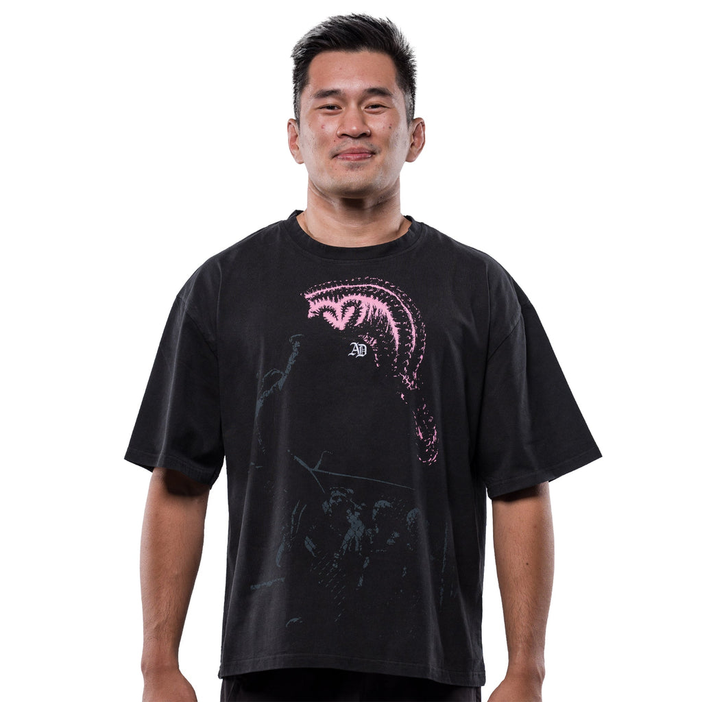 Alina Dalaslan "Dark Shadow" T-Shirt - OKTAGON Store