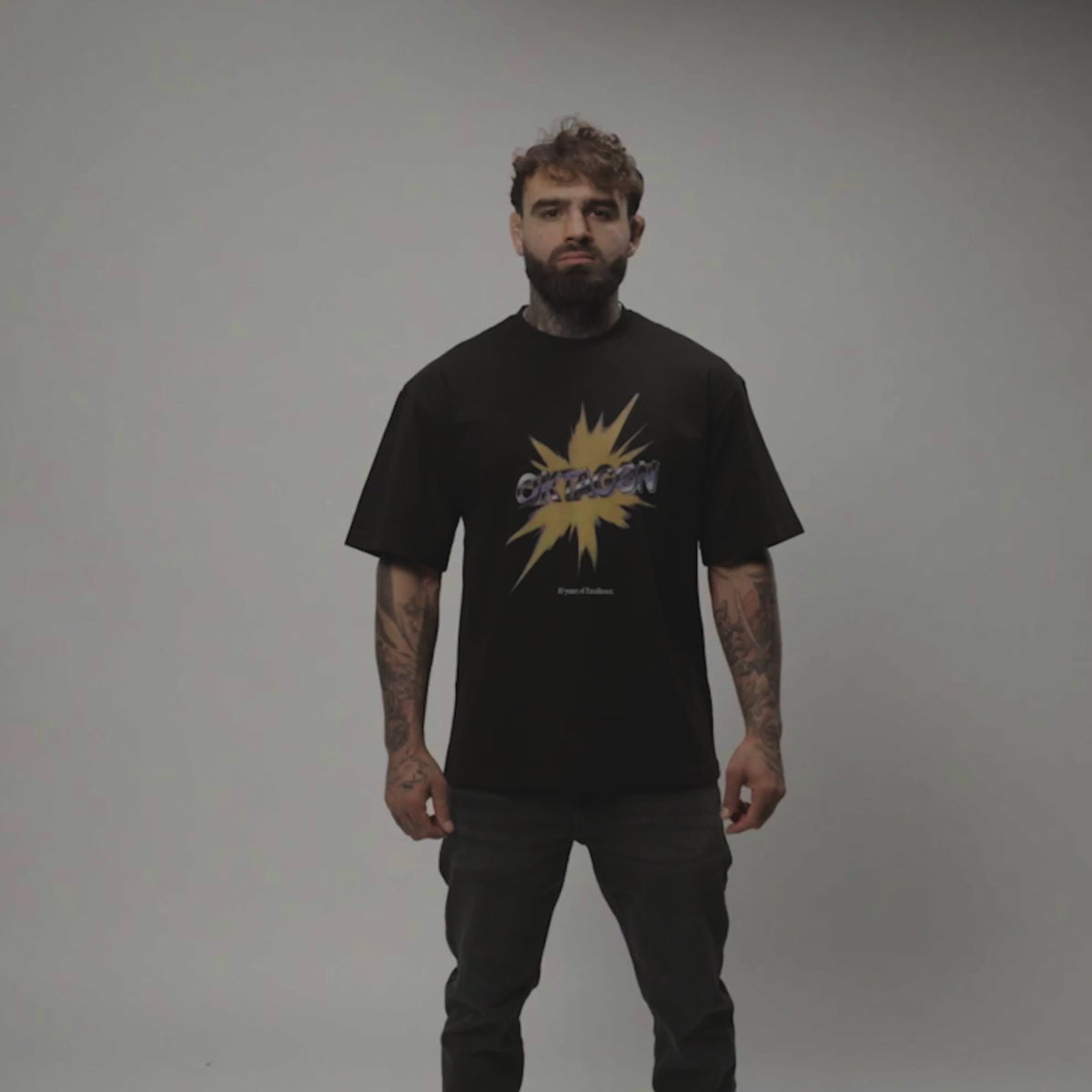 OKTAGON “BANG” OVERSIZED TRIČKO